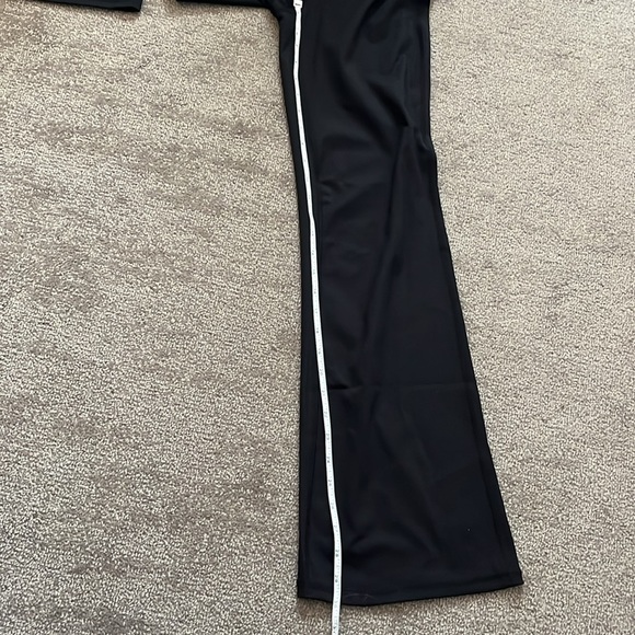 NWOT Bare by Bare Necessities Flare High Waisted Black Leggings Size Small - Picture 5 of 8